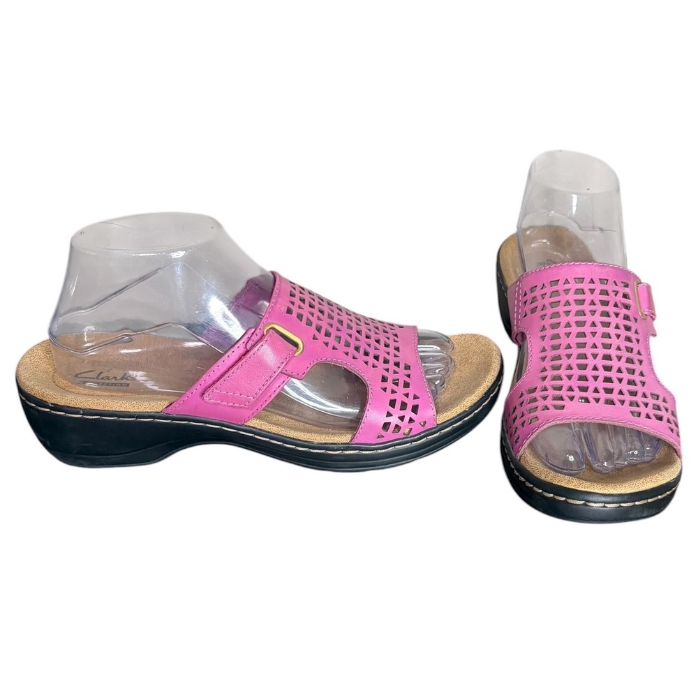 Clarks Pink Slide Sandals Laser Cut Wedge Women Size 8